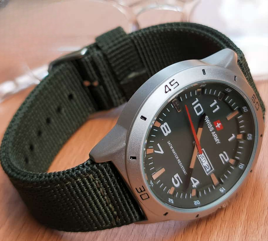 ARMY SWISS EDITION LIMITEE HOMME