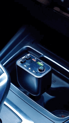 Chargeur de Voiture Rétractable 4 en 1 – Charge Rapide & Bluetooth 🚗 ( 02 bouts types C )
